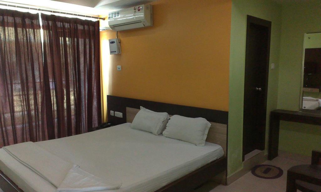 Hotel Sunview Dispur Szoba fotó
